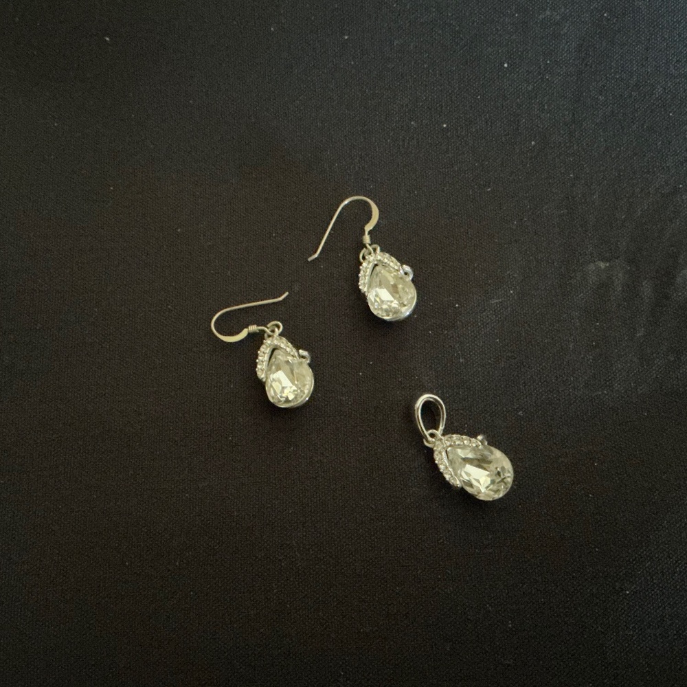 Crystal jewelry set